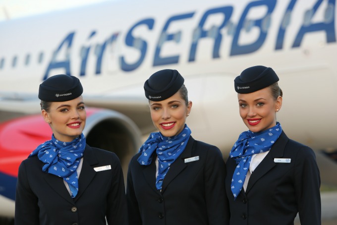 Air Serbia uniforme2 Naše stjuardese dobro stilizovane