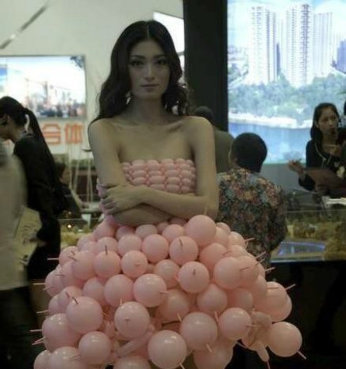 haljina od balona Nova moda u Hong Kongu