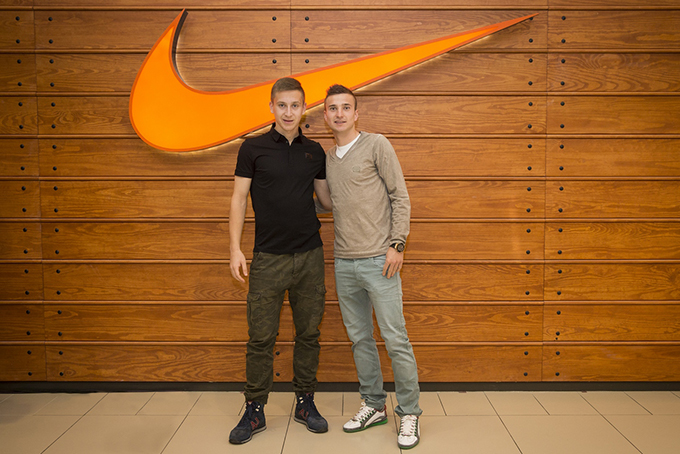 Fudbaleri Partizana Markovic Saponjic Otvorena najmodernija Nike prodavnica u regionu