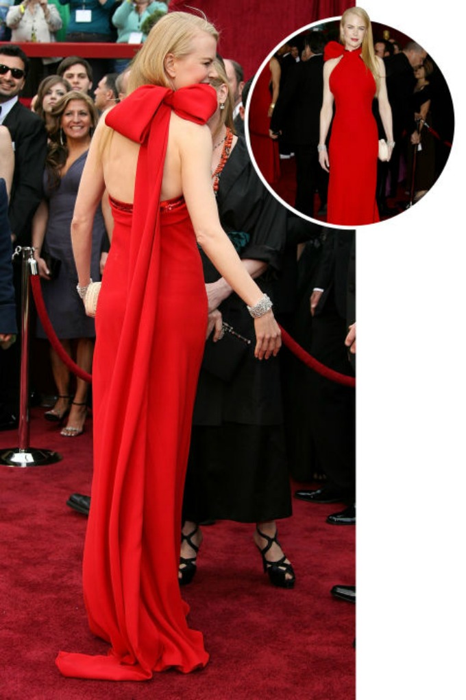 haljine sa crvenog tepiha koje lepse izgledaju otpozadi 3 Golišava leđa sa crvenog tepiha