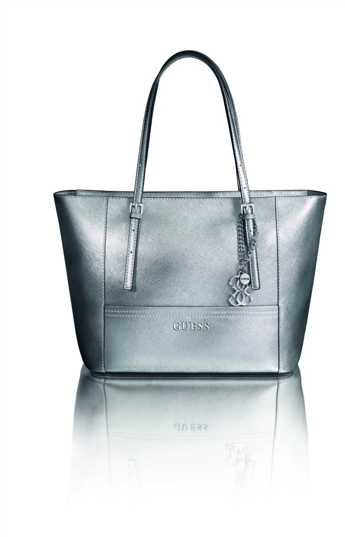 must have 3 Must Have: Guess Delaney Tote torba