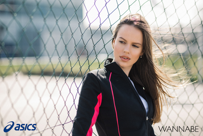 Asics fashion predlog Wannabe 25 Asics modni predlog: Crna trenerka za lagani trening