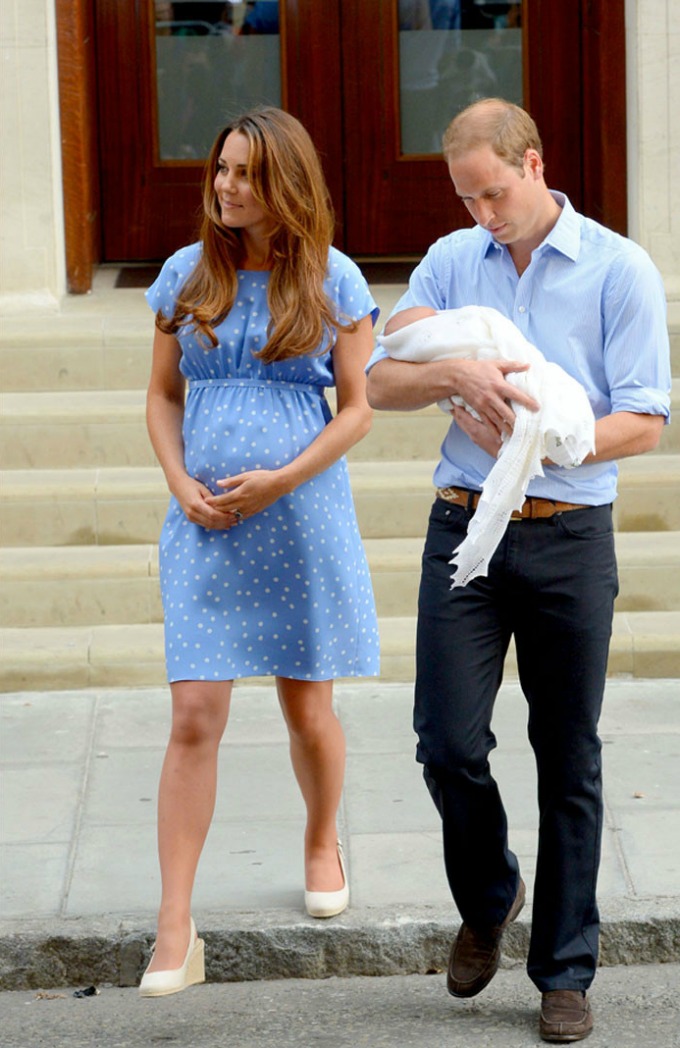 kejt sa prvom bebom Kejt Midlton ponovo u haljini Dženi Pekam nakon porođaja