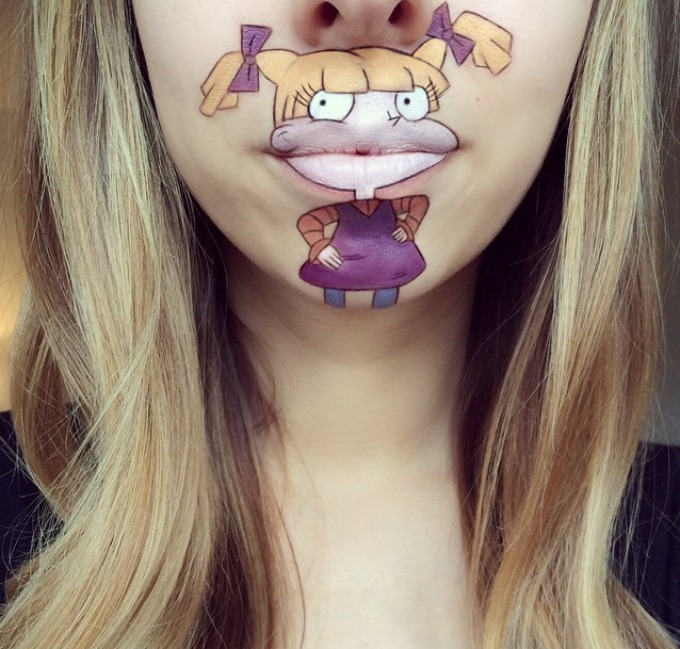 lora dzenkinson 6 Instagram senzacija: Likovi iz crtanih na usnama