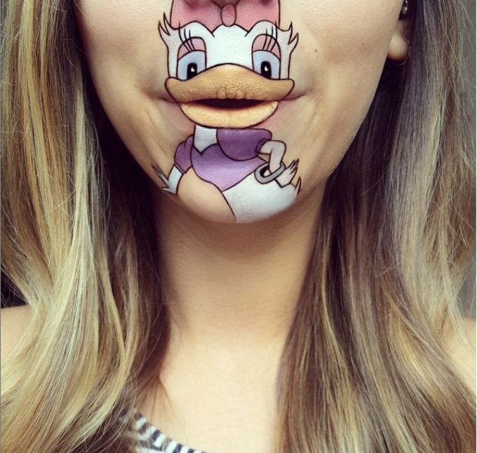 lora dženkinson instagram 1 Instagram senzacija: Likovi iz crtanih na usnama