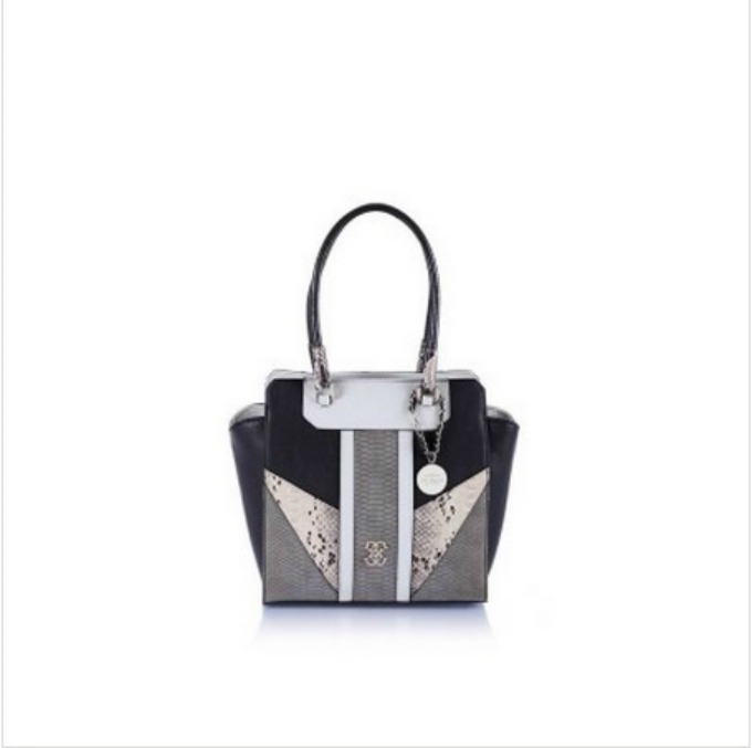 torba guess 1 Must Have: Torba Guess