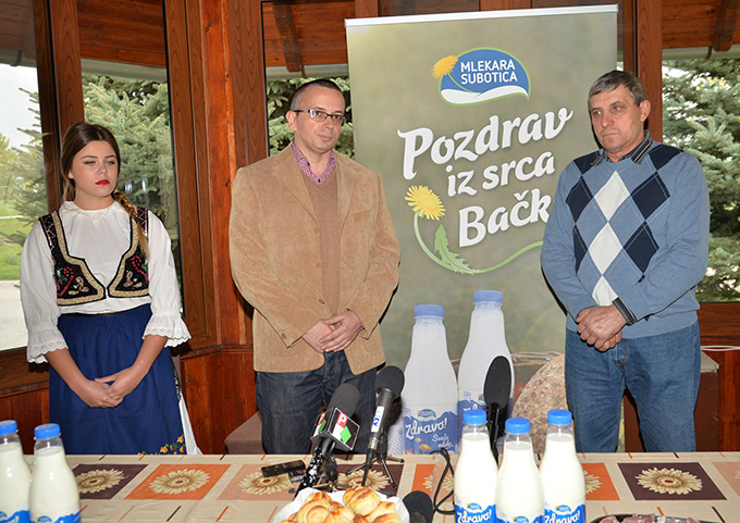 Bojan Milenkovic regionalni menadžer kategorije mleka Sa naših salaša stiže mleko pravog vojvođanskog kvaliteta – Zdravo!