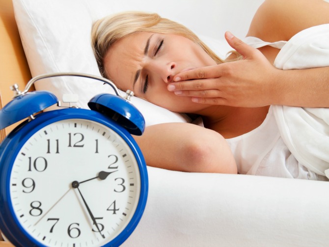 spavanje od posle podne Navike kojih treba da se rešiš kada napuniš 30