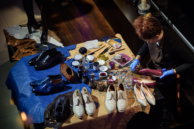 Demontracija izrade Otkrivena tajna izrade vrhunskih italijanskih Santoni cipela
