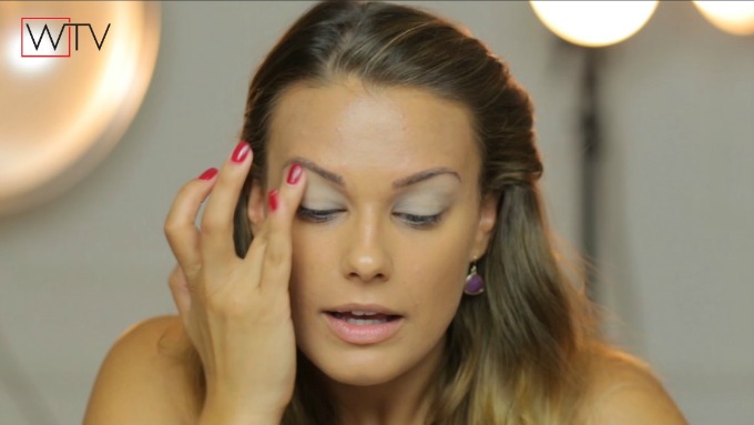 make up tutorijal senka za oci 1 Make up tutorijal: Naglasite oči uz pomoć senke u boji