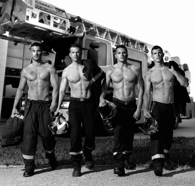 vatrogasci seksi kalendar 9 Francuski vatrogasci na kalendaru za 2016.