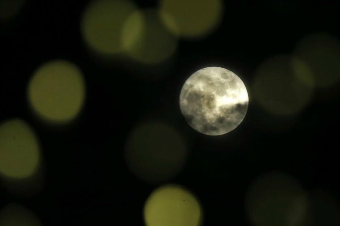 Tan2015 12 25 14125285 1 Sinoć je bio vučji mesec: Šta to znači za nas?