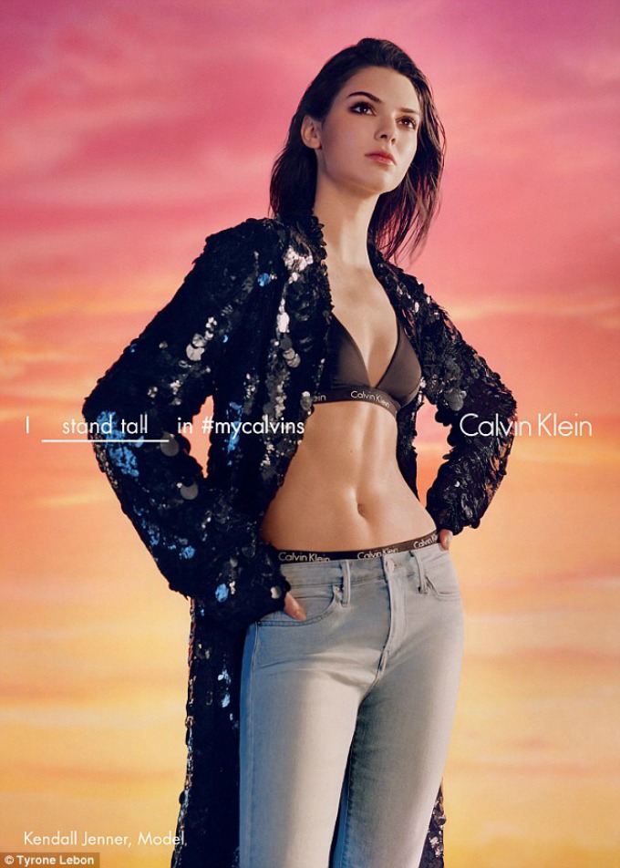 calvin klein nova kampanja 1 Nova kampanja brenda Calvin Klein neće vas ostaviti ravnodušnim (GALERIJA)