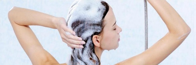 pranje kose istim samponom min Istina ili mit: Da li ŠAMPON mora da se menja da bi kosa bila zdravija? 
