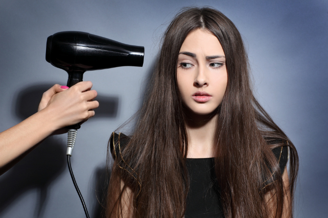 Kosa4 Kako da MANJE oštetite kosu prilikom sušenja fenom