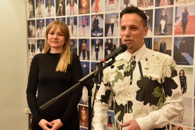 izlozba autorske mode u srbiji 10 Između prošlosti i budućnosti: 25 godina autorske modne scene u Srbiji