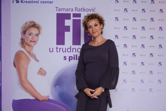 Tamara Ratković autorka knjige Fit u trunoći sa pilatesom Tamara Ratković, autorka knjige Fit u trudnoći s pilatesom