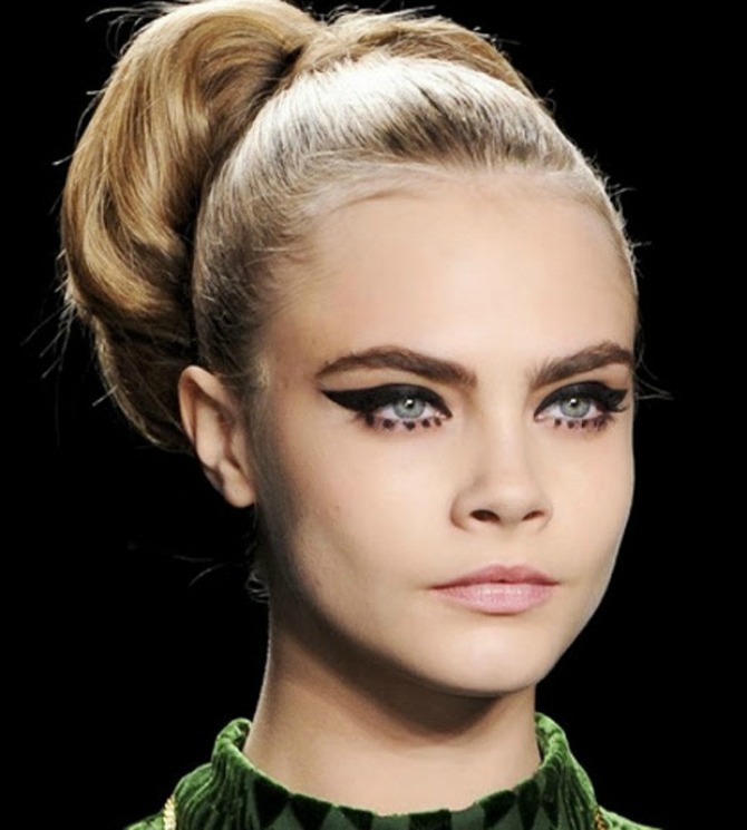 dot eyeliner 2 Makeup trend koji je postao APSOLUTNI vladar Instagrama
