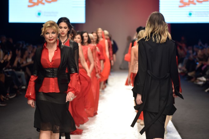 Oboji u crveno 5 Humanitarno treće veče Belgrade Fashion Week a