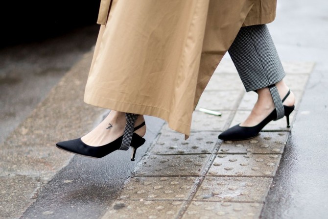 pfw 12 Street style aksesoari sa Pariske nedelje mode postavljaju standarde
