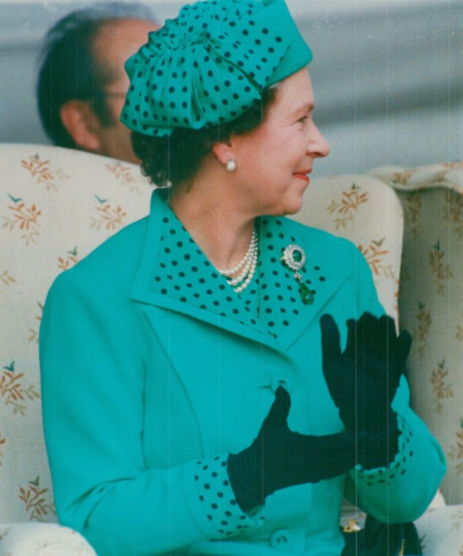 sesir 11 Aksesoar koji je obeležio njen stil: Najlepši šeširi kraljice Elizabete