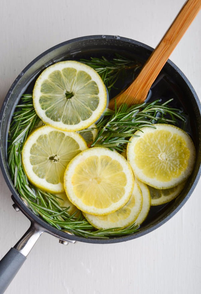 osveživač od limuna i ruzmarina DIY: Prirodni mirisi za osvežavanje tvog doma