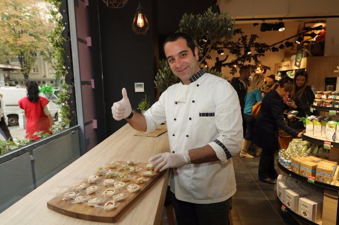 Basil Al Silab sef kuhinje restorana Square Nine Ljubitelji zdrave ishrane obradovani novim IDEA Organic prodavnicama