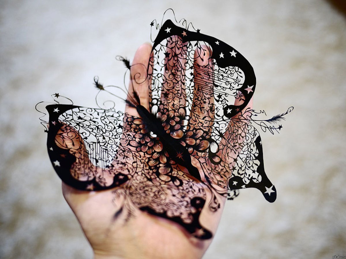 umetnost2 #coolconcept: Hina Aojama i čarolija rezanja papira
