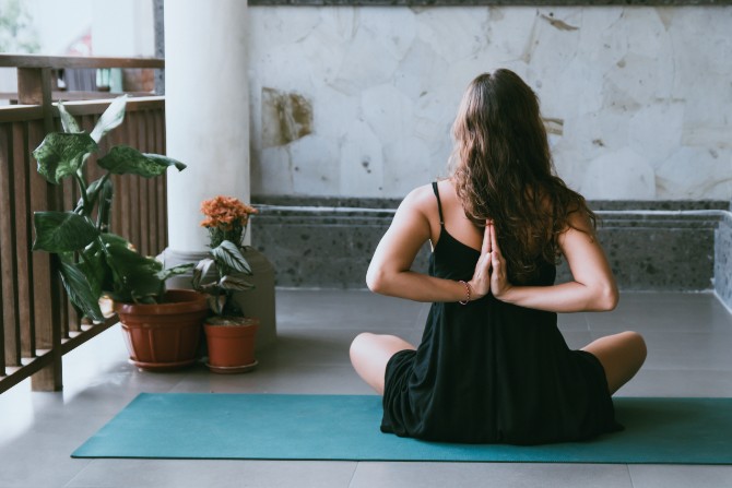 joga 6 stvari koje treba da radiš u 20 im da bi volela sebe u 60 im