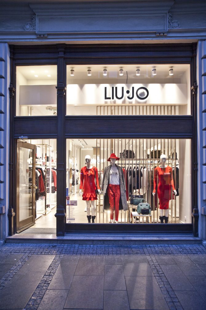 1 1 2 e1535446291581 Italijanski glamur nadohvat ruke: Liu Jo otvorio vrata prvog sofisticiranog store a u Beogradu