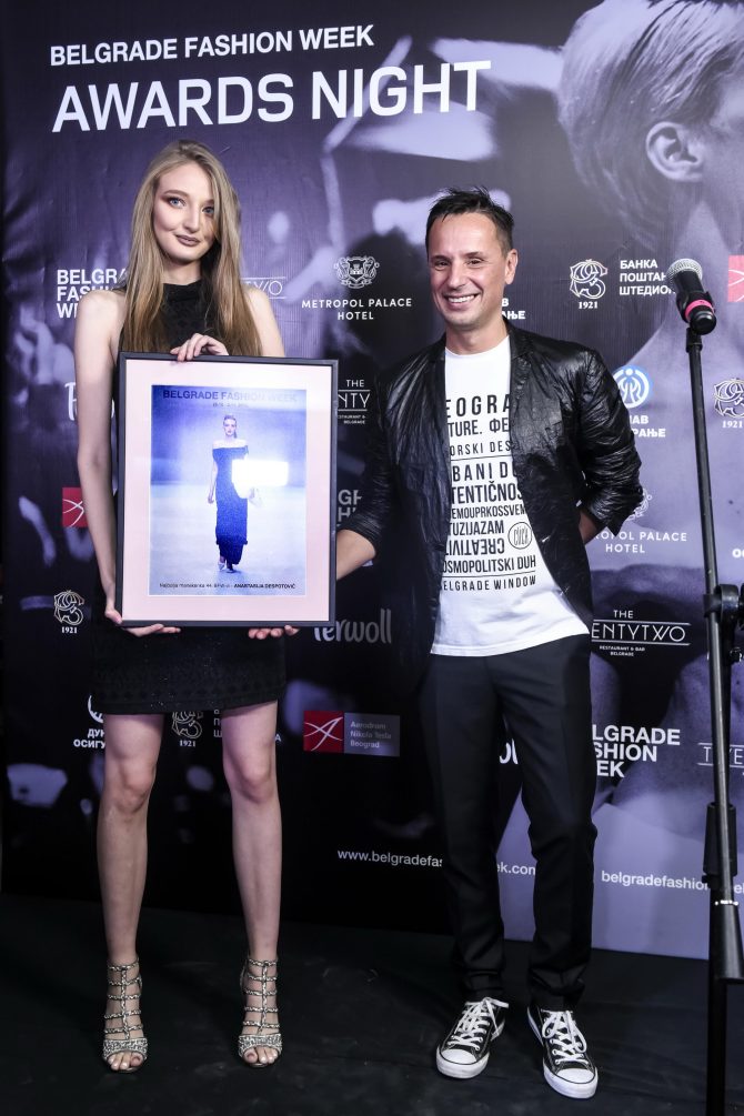 Najbolja manekenka Anastasija Despotovic e1542285336229 Uručene nagrade 44. Belgrade Fashion Week a