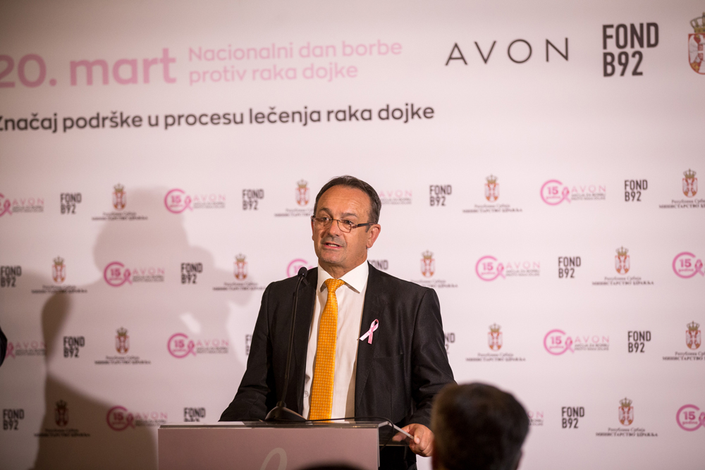 Nacionalni dan borbe protiv raka dojke Ferenc Vicko drzavni sekretar Ministarstva zdravlja Rano otkriven rak dojke je izlečiv!