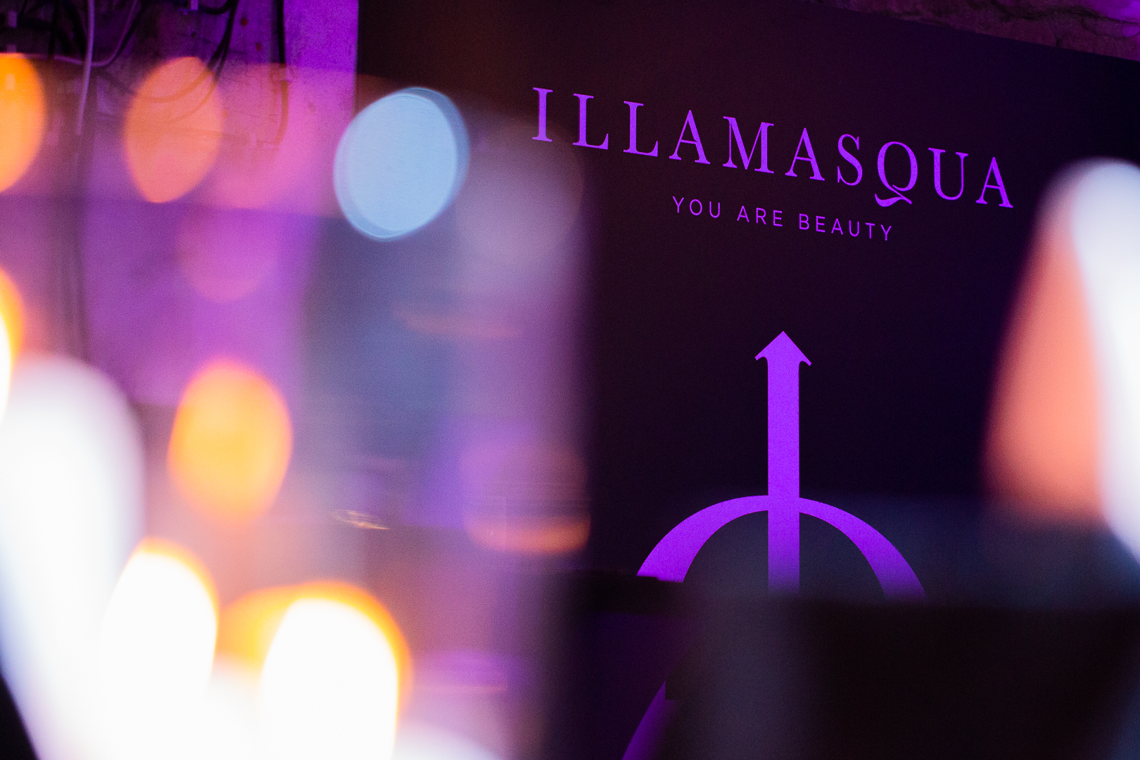Illamasqua @DIM 2021 WEB 9999 U Srbiju je konačno stigao čuveni makeup brend Illamasqua, a mi ti predstavljamo njihova top 3 proizvoda po našem izboru