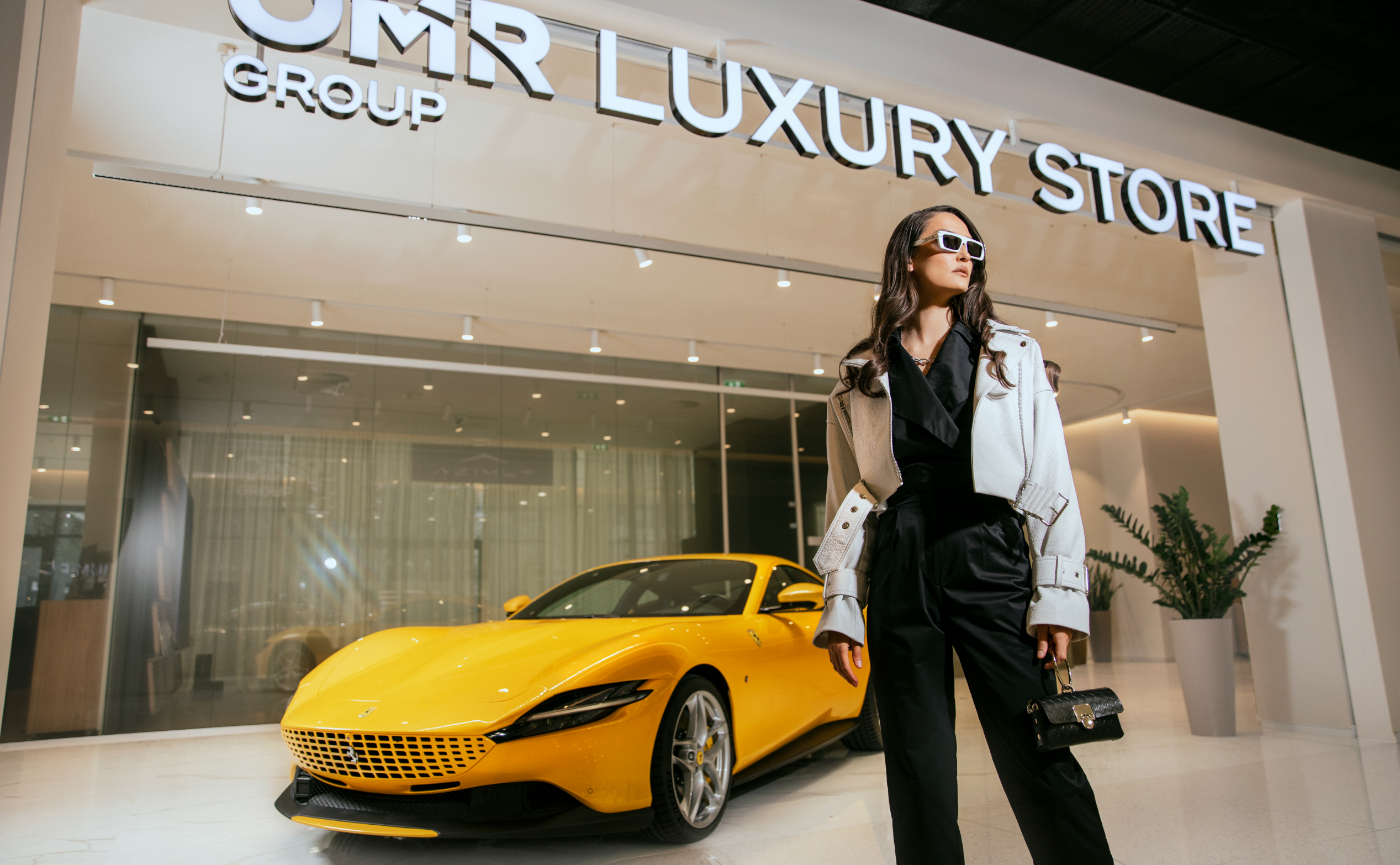 Mask Group 252 1 Jedinstveni koncept OMR Luxury Store spaja tri grane luksuza, a mi vam otkrivamo njegovu ekskluzivnu ponudu