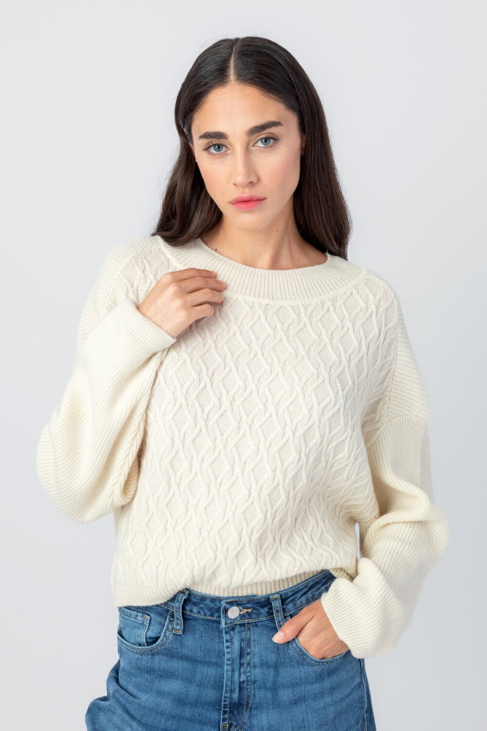 v5 Zima je tu i biće duga: Utoplite se najlepšim džemperima od vune iz domaće ponude