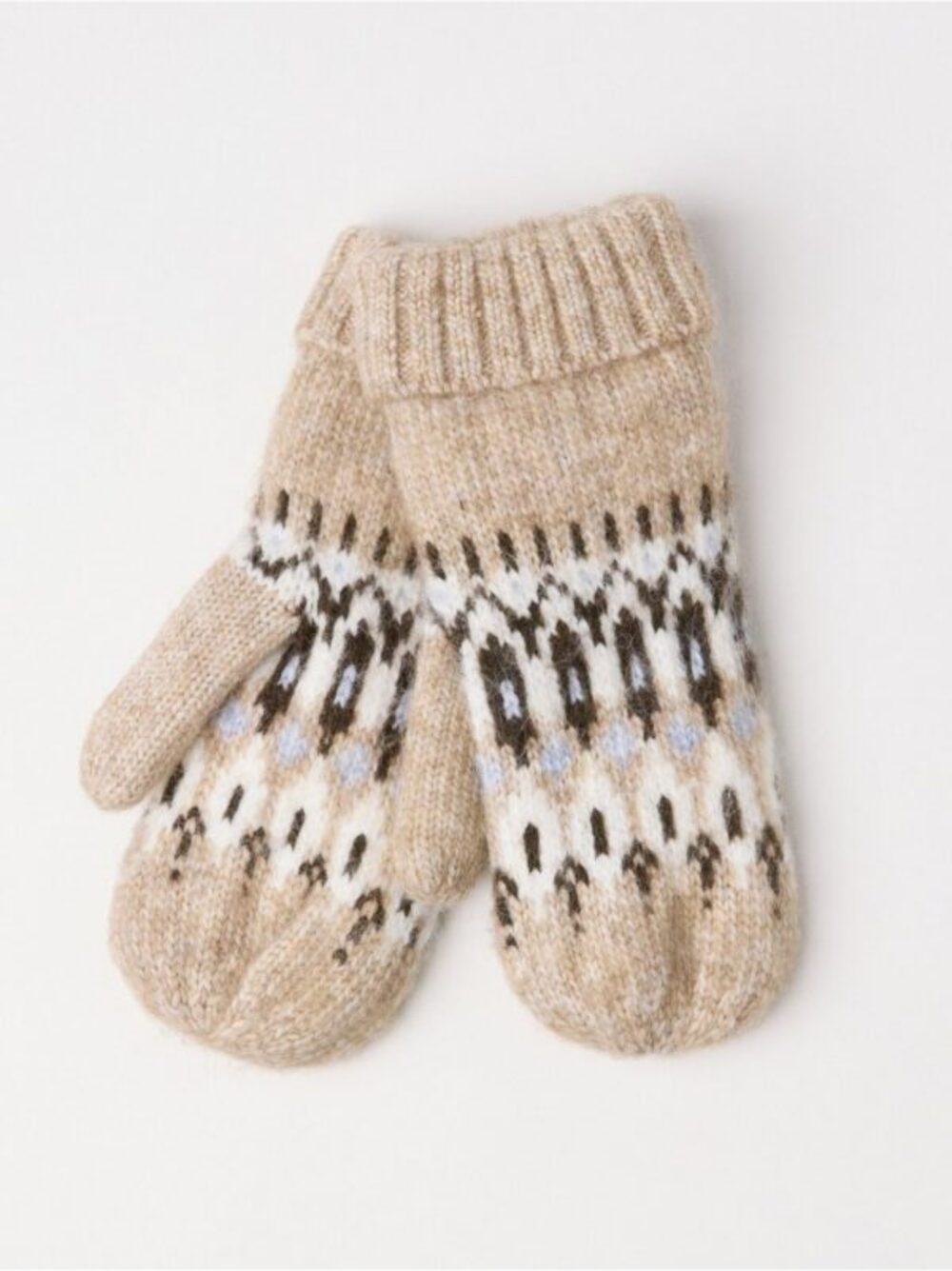  Svakom zimskom autfitu su potrebne savršene rukavice   zavirite u izbor naših stilista