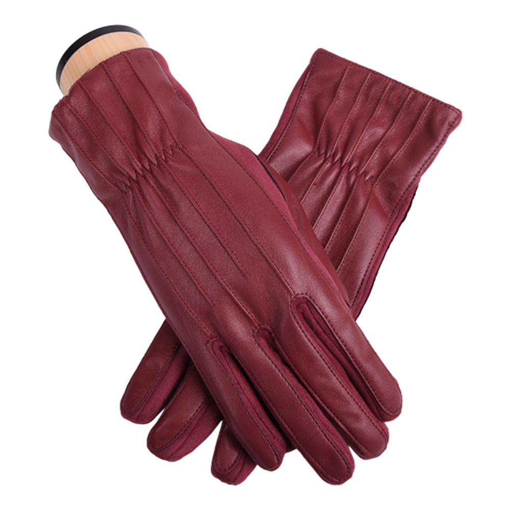 r8 Svakom zimskom autfitu su potrebne savršene rukavice   zavirite u izbor naših stilista