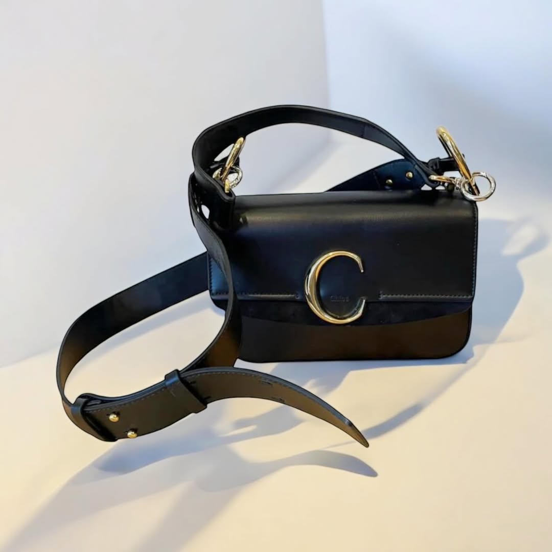 Photo by Common Threads Denver in South Pearl Street. На слици може бити  ручно шивени производи од коже и кожа Ovo su najpopularnije Chloé torbe koje dodajemo na svoju #wishlist