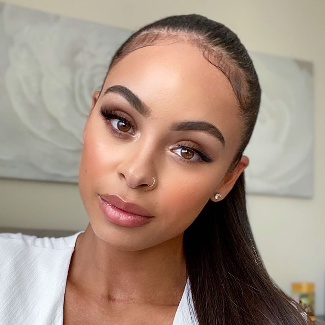 SnapInsta.to 121807684 199775068216694 3278642923635356610 n Kako stilizovati baby hairs i postići edgy look