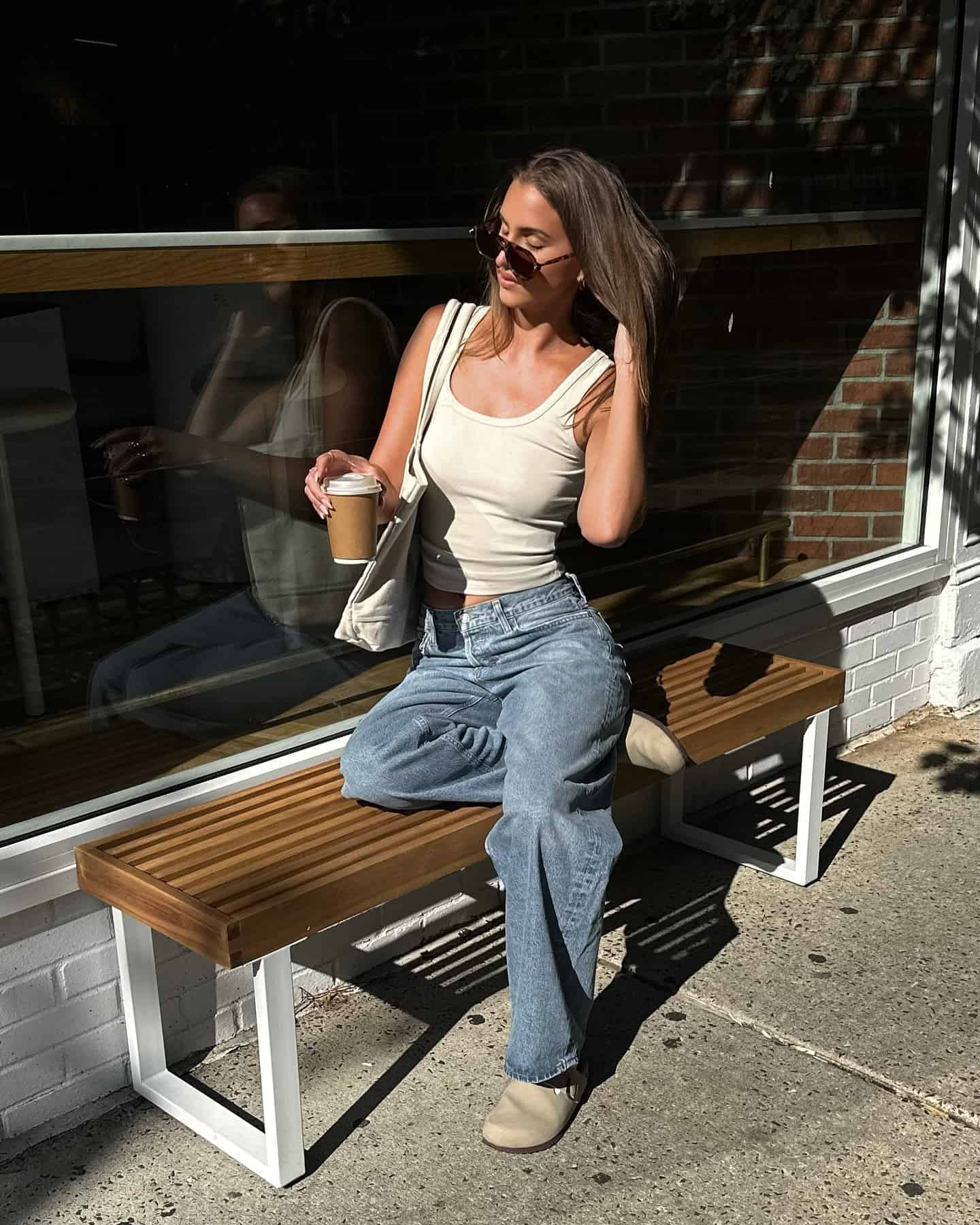 byjennym 1723469743 3433035488595006098 49803060360 min Bootcut džins ili ništa: 10 načina da stilizujete najveći trend farmerki za proleće