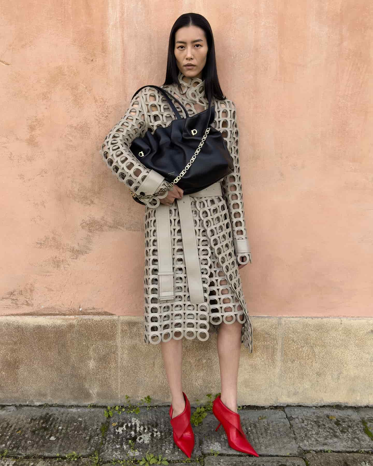 fashionography 1738955335 3562938050978432212 287130077 min Želimo baš sve komade iz Ferragamo prolećne kampanje (a želećete i vi)