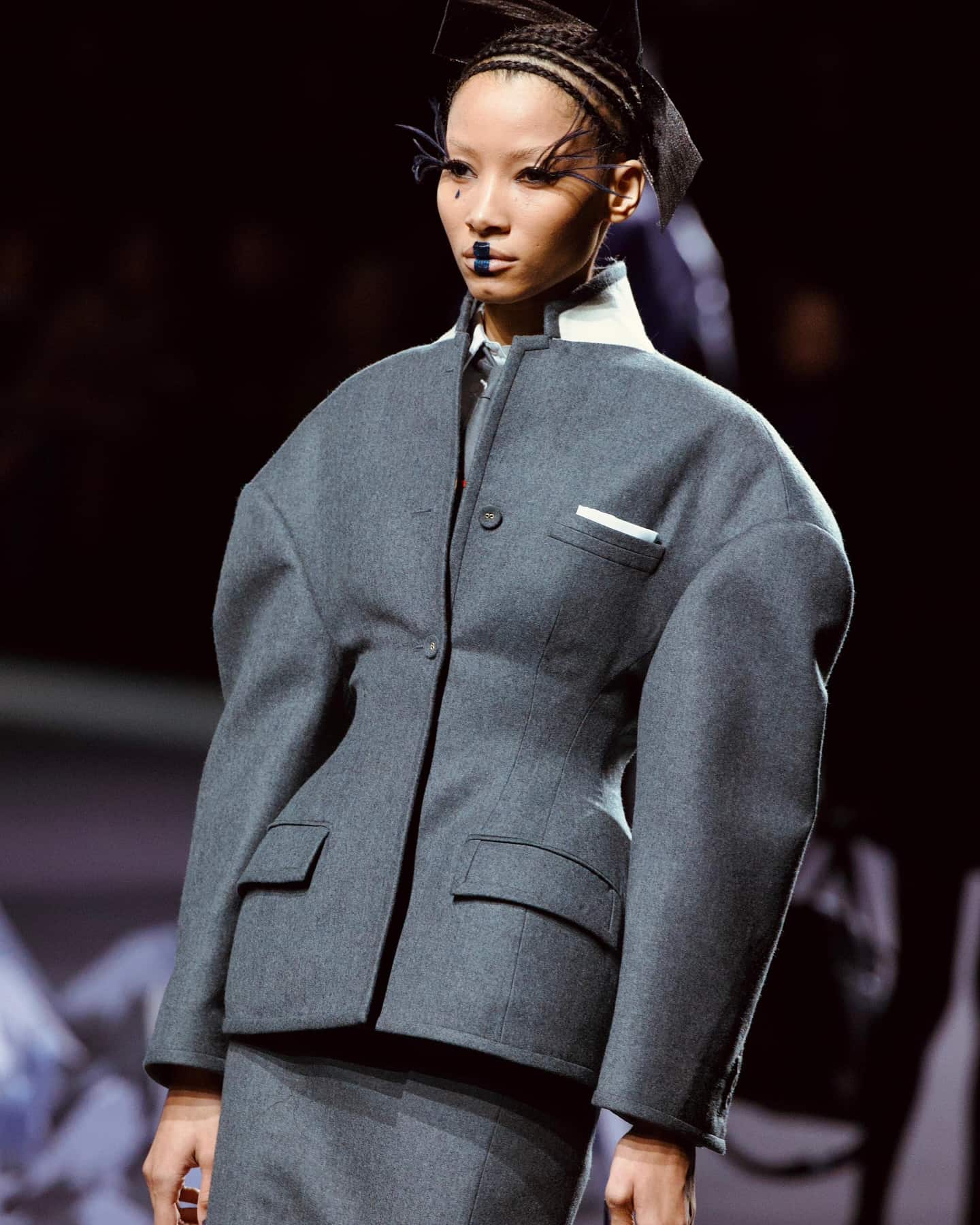 lofficielarg 1739323197 3566023901865892536 6676117200 min Ovih 5 revije sa New York Fashion Weeka su privukle najviše pažnje