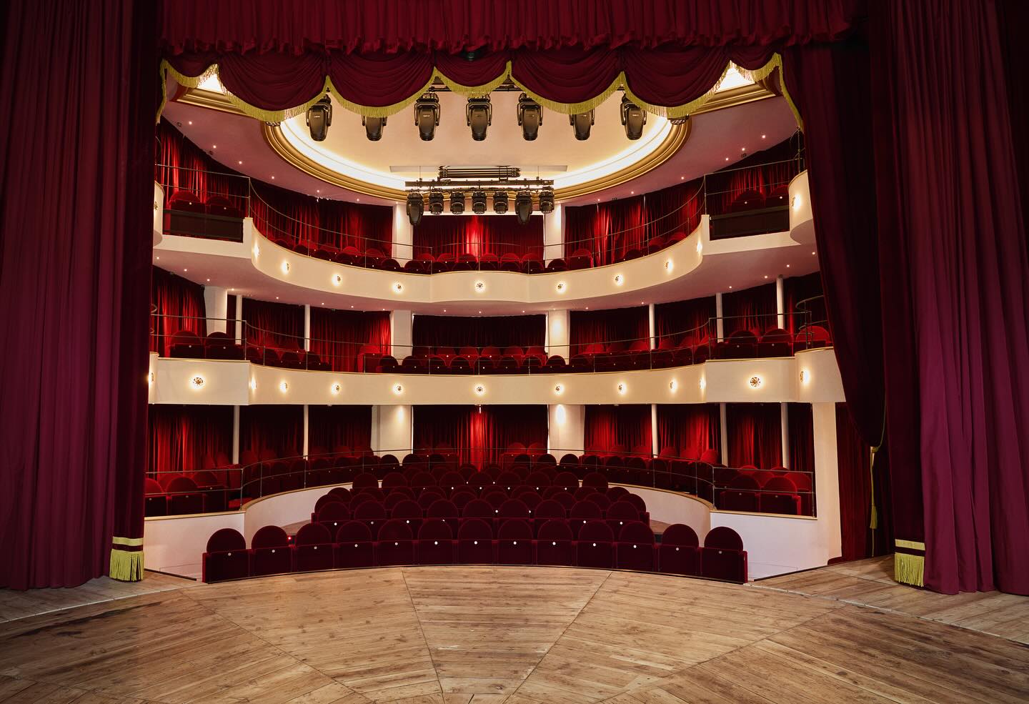 mariagraziachiuri 1748174400 3640202242741532898 6237759459 1 Maria Grazia Chiuri napušta Dior nakon devet godina, a evo šta sledi za popularnu dizajnerku