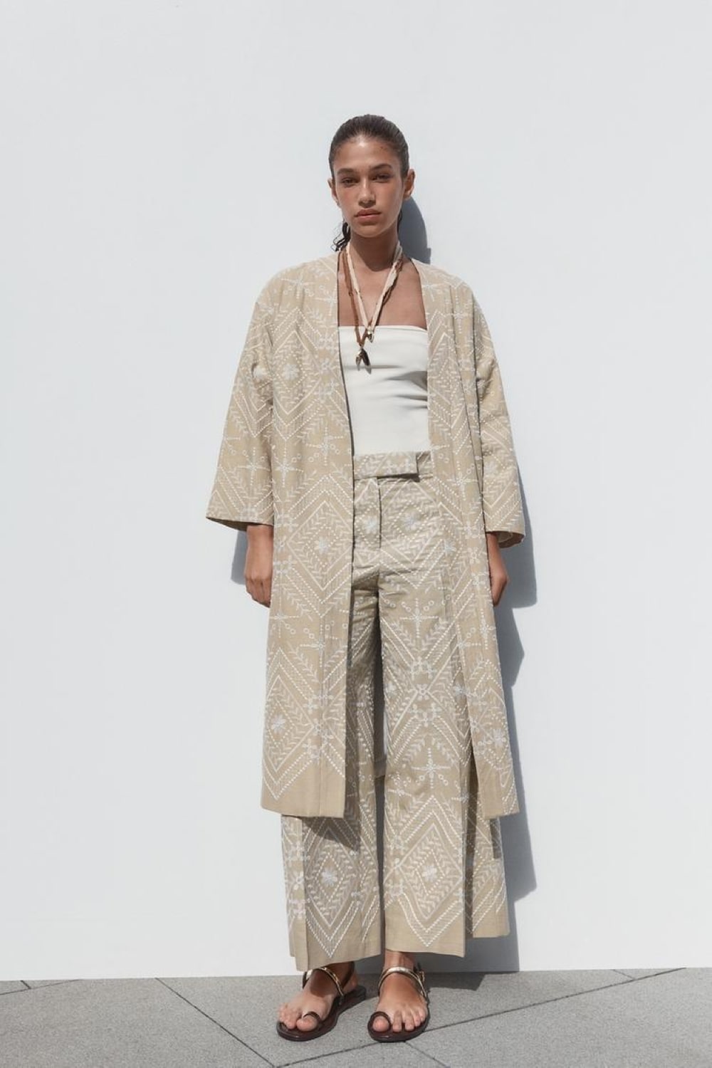 zara blejzer kimono min Donosimo najbolje Zara novitete zbog kojih ćete se radovati letu