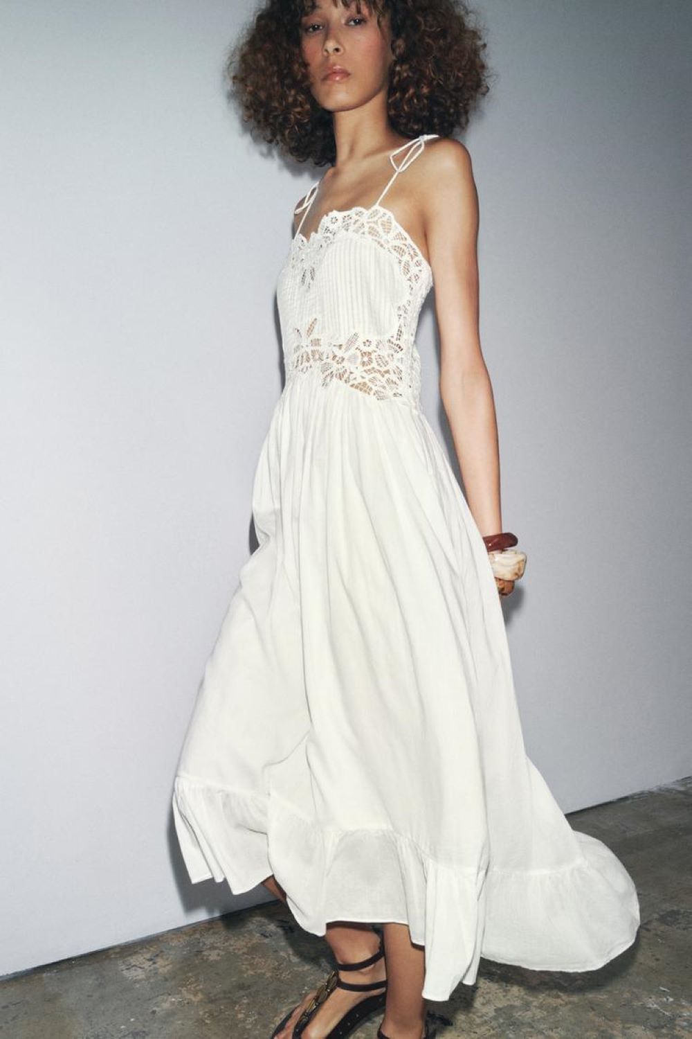 zara haljina sa vezom min Donosimo najbolje Zara novitete zbog kojih ćete se radovati letu