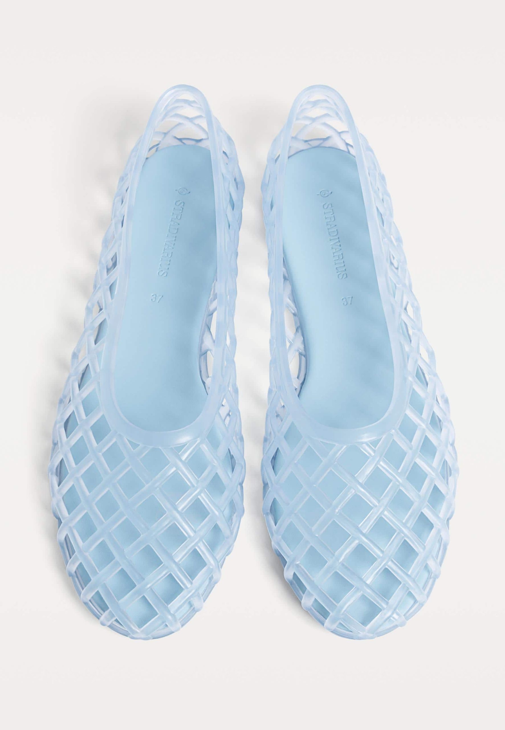 19620570009 a2 min scaled U fokusu: Viralni letnji aksesoari koje smo našli u domaćoj ponudi