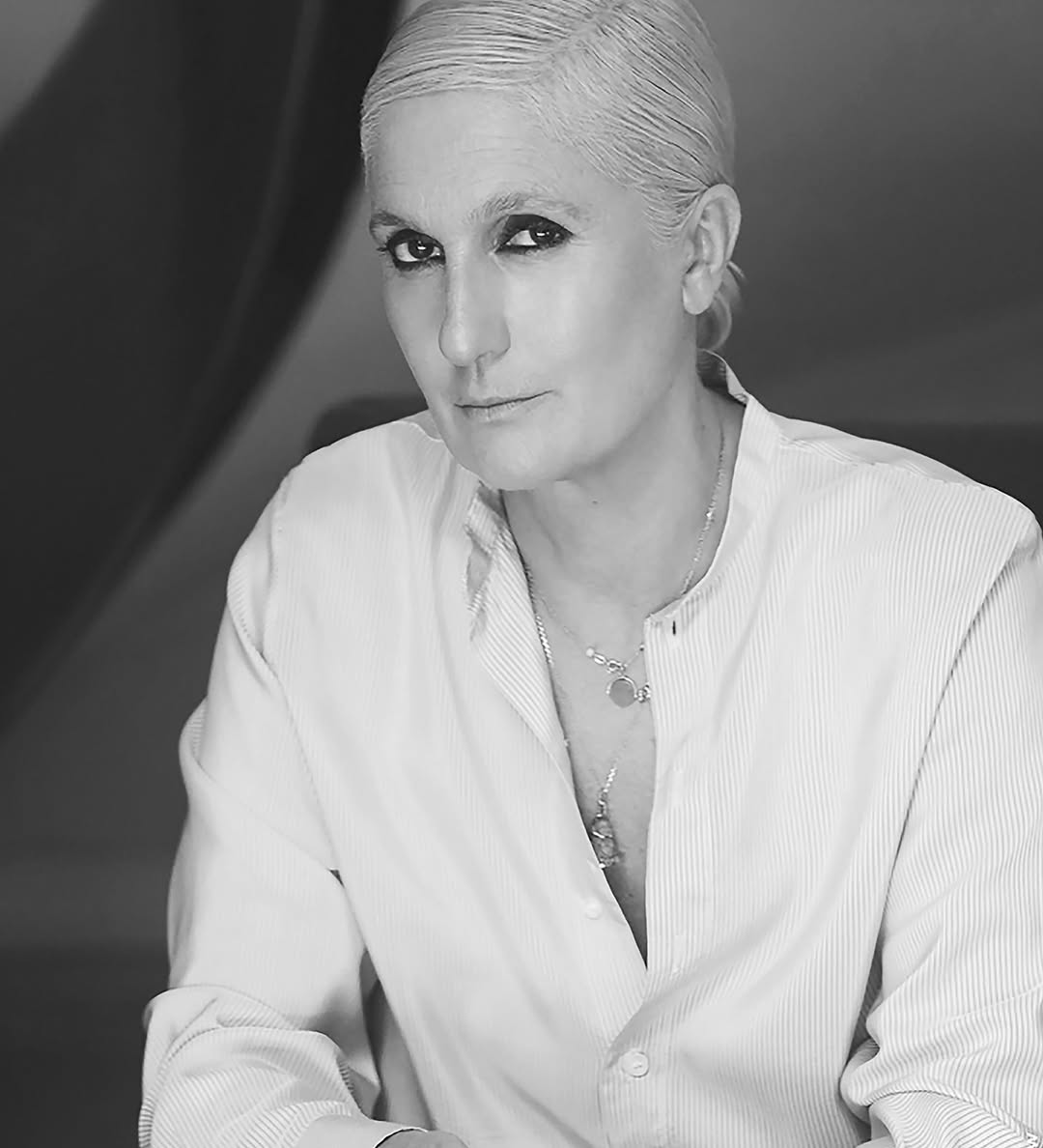 SnapInsta.to 501492432 18523348627016277 8117630896181734830 n Zvanično: Jonathan Anderson zamenjuje Mariu Graziu Chiuri