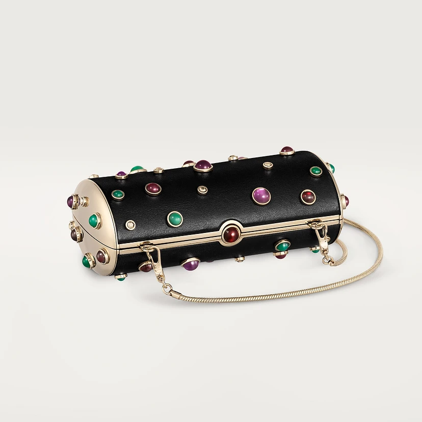 Cartier sada nudi i luksuzne torbice i to izgleda ovako Cartier sada nudi i luksuzne torbice i to izgleda ovako