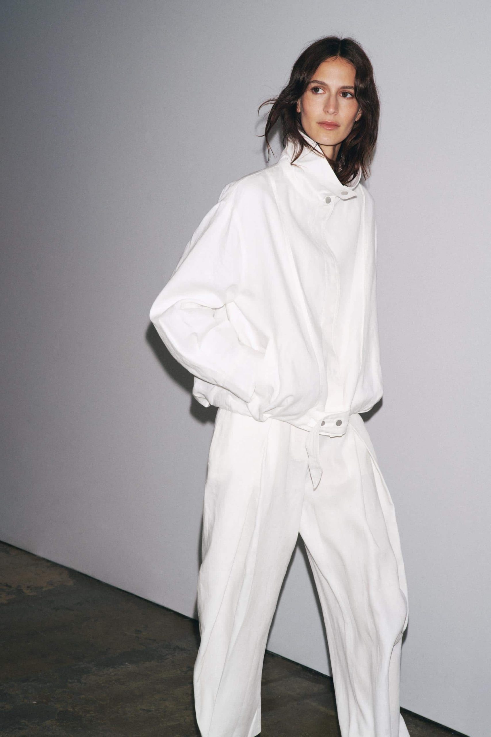 08143327250 a1 min scaled Jakne od tehničke tkanine su funkcionalni jesenji trend, a mi smo za vas izabrali najbolje modele