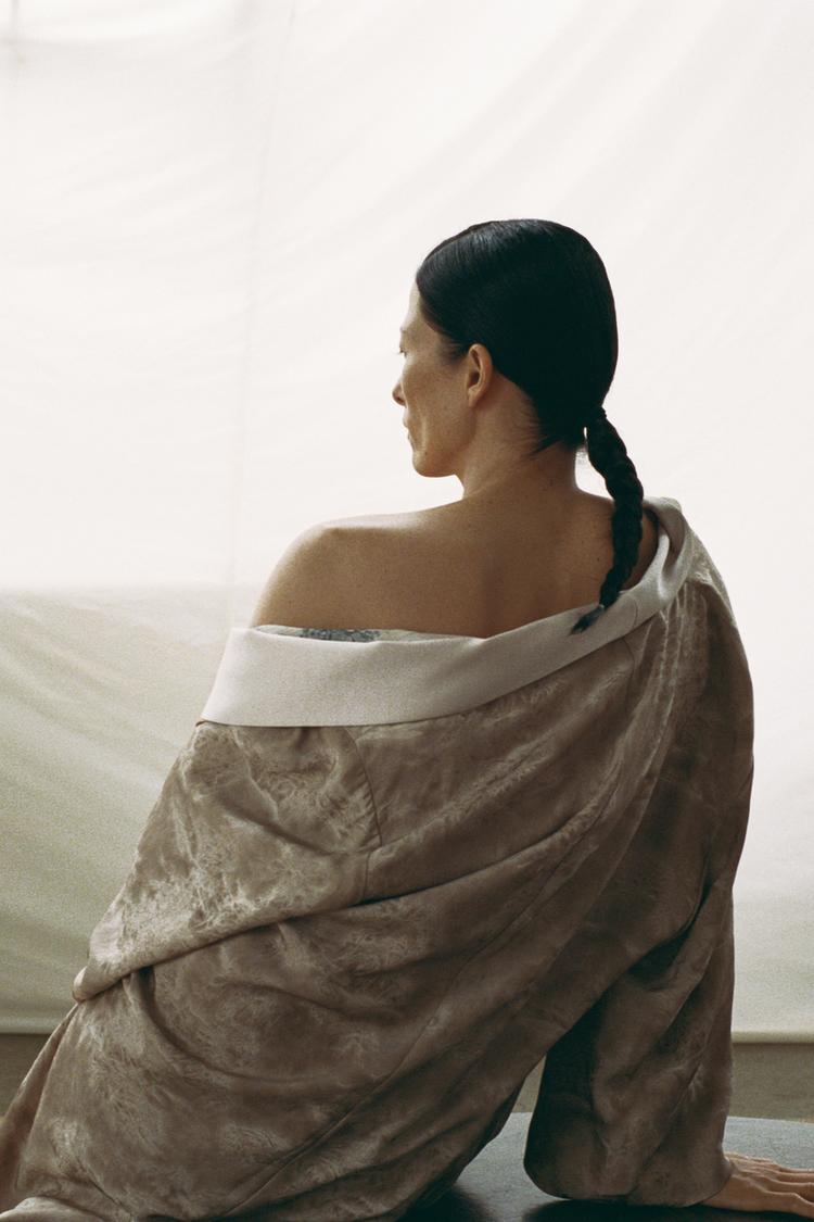 08210341450 a3 Zara nastavlja istraživanje fast couture koncepta, a ovo su detalji